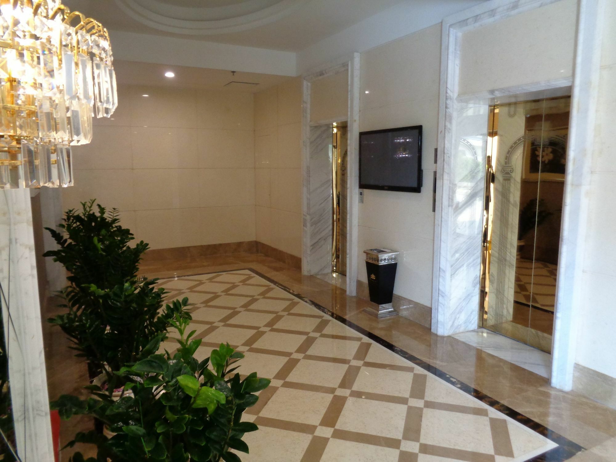 Zhuhai Rongfeng Hotel Exterior foto