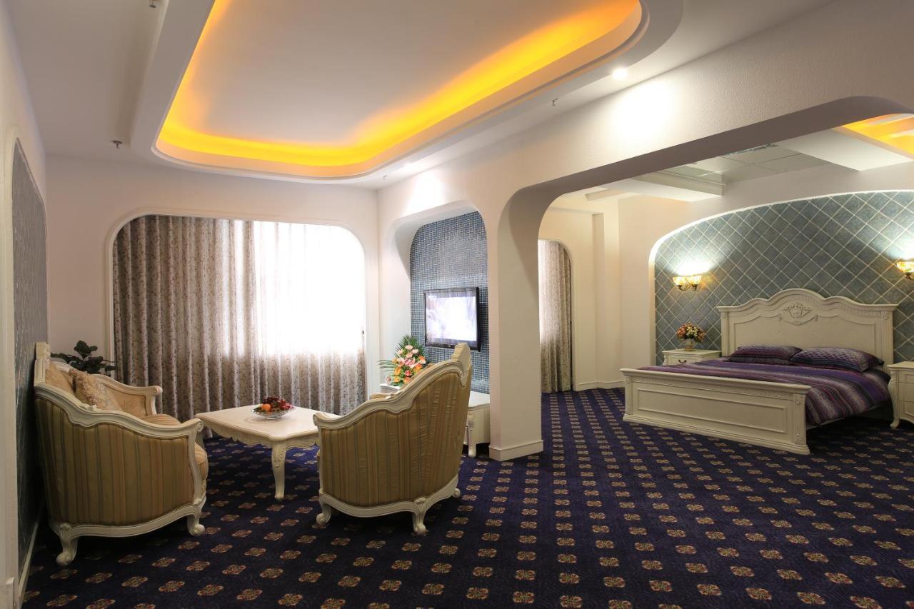 Zhuhai Rongfeng Hotel Exterior foto